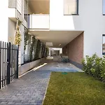Luxury Apartment *