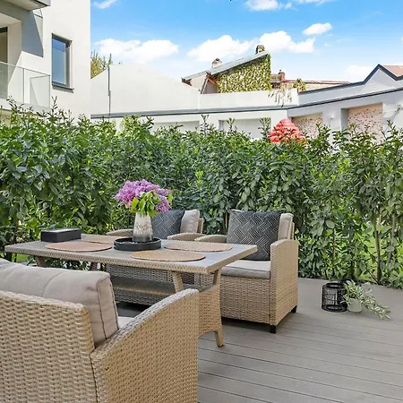 Luxury * Бухарест