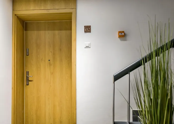 Luxury بوخارست